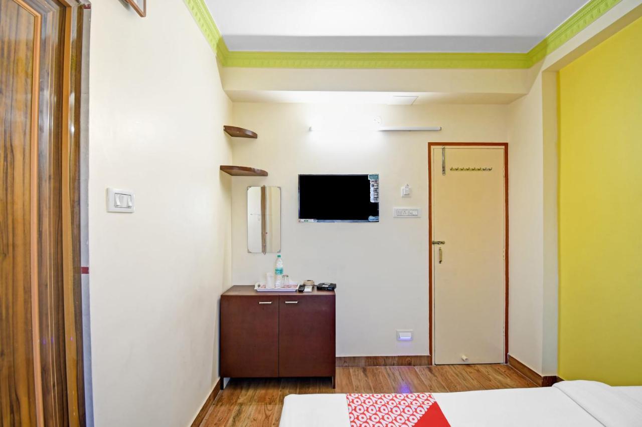 Oyo Flagship 84655 S S Guest House Kalkuta Zewnętrze zdjęcie