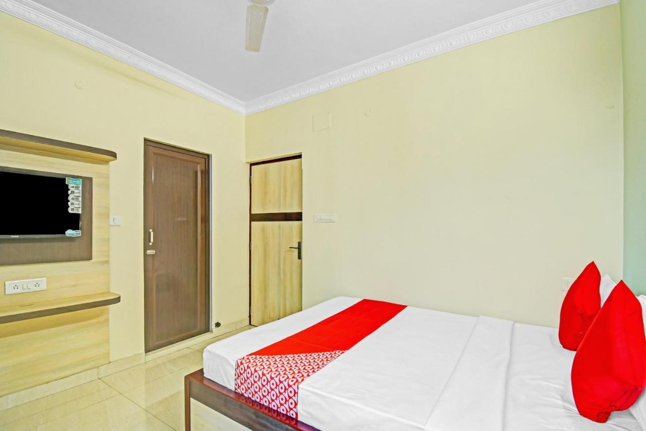 Oyo Flagship 84655 S S Guest House Kalkuta Zewnętrze zdjęcie