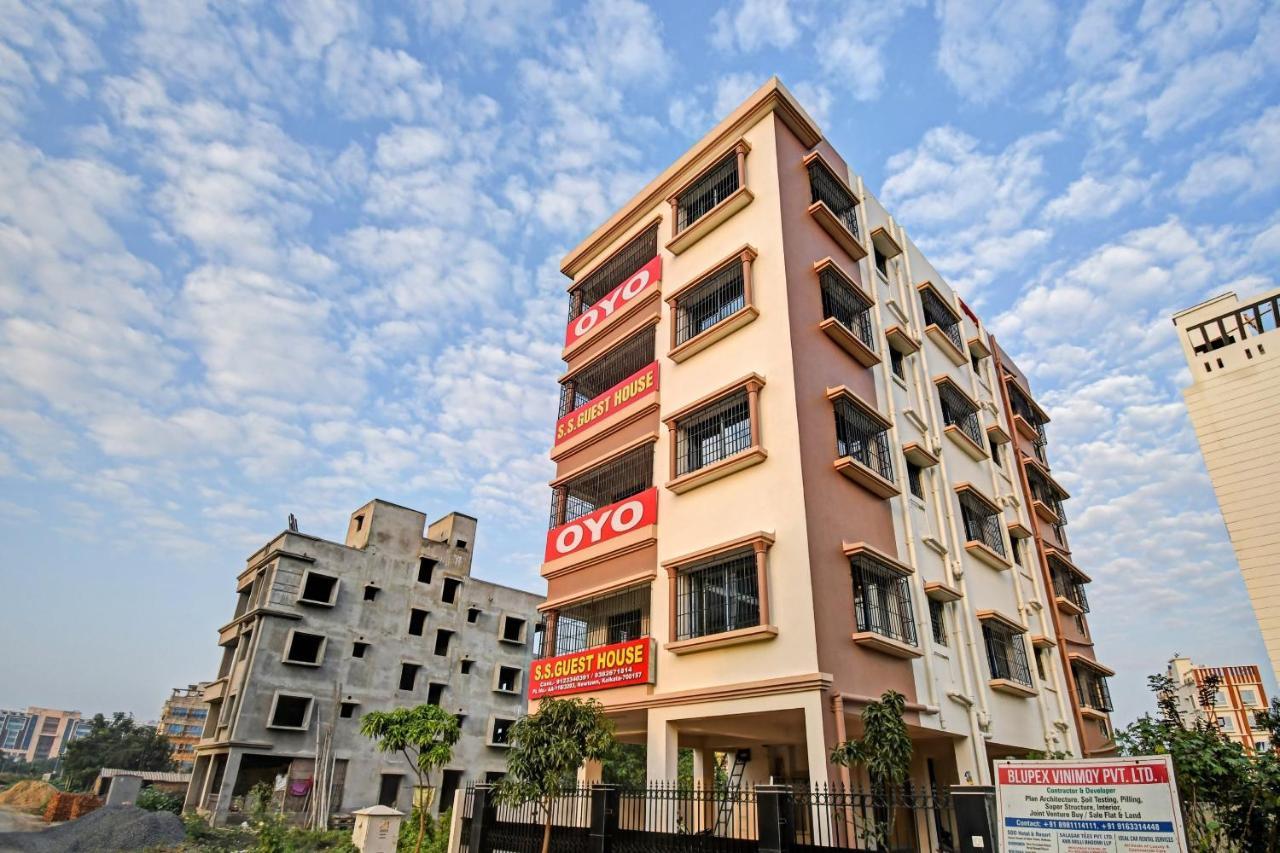 Oyo Flagship 84655 S S Guest House Kalkuta Zewnętrze zdjęcie